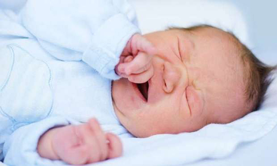 1 Aylık Bebek Gaz Sancısı Nasıl Giderilir